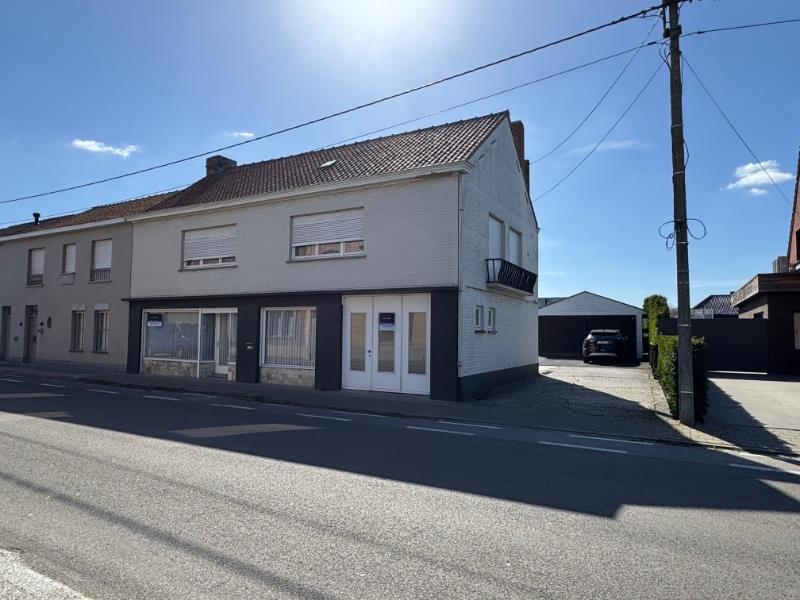 Huis te koop in Ooigem 8710 250000.00€ 5 slaapkamers 301.00m² - Zoekertje 435981