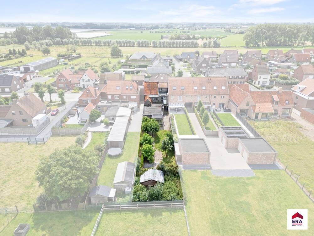 Huis te  koop in Dentergem 8720 269000.00€ 5 slaapkamers 321.00m² - Zoekertje 436017
