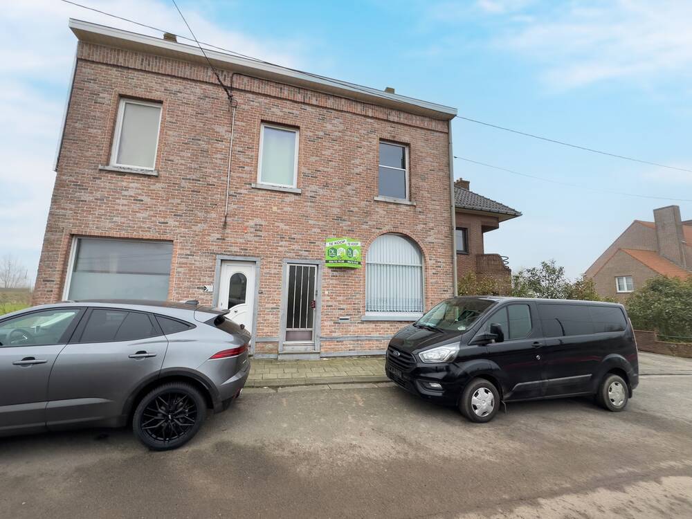 Huis te koop in Aalbeke 8511 179000.00€ 2 slaapkamers 196.00m² - Zoekertje 435316