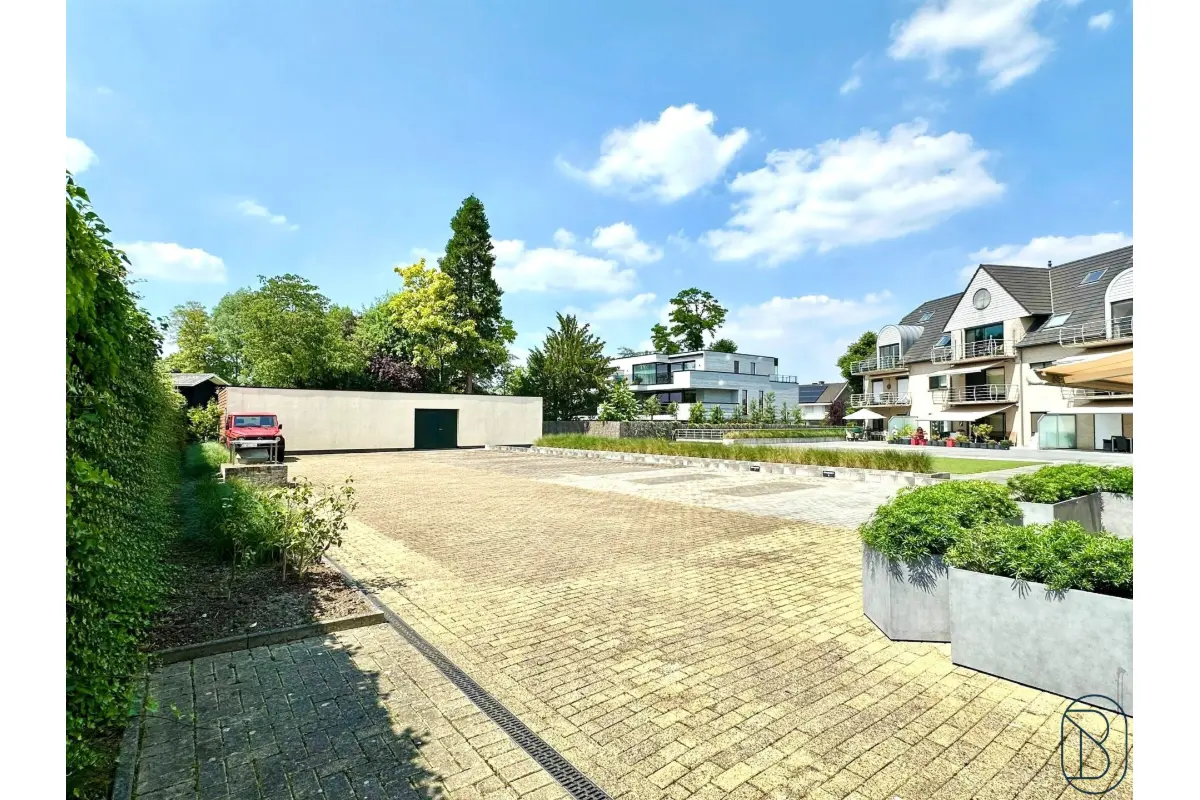Parking & garage te  koop in Waregem 8790 17500.00€  slaapkamers m² - Zoekertje 434886