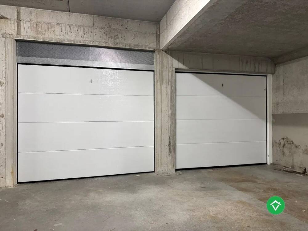 Parking & garage te  huur in Koekelare 8680 75.00€  slaapkamers m² - Zoekertje 437373