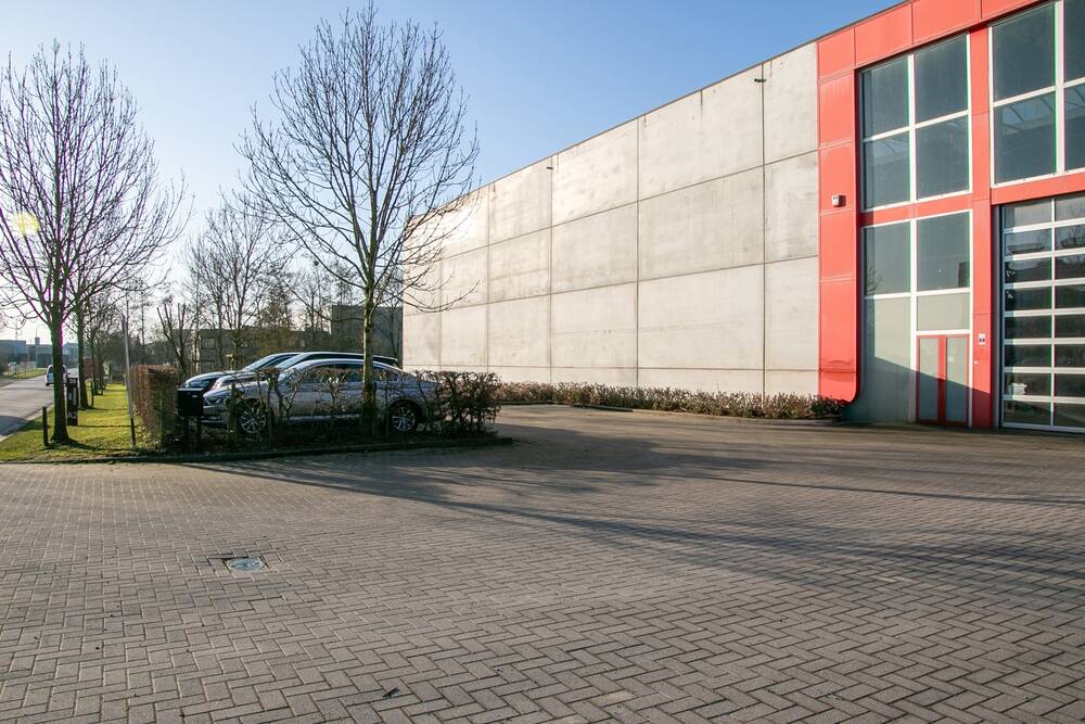 Handelszaak te huur in Menen 8930 3000.00€ slaapkamers 845.00m² - Zoekertje 436659