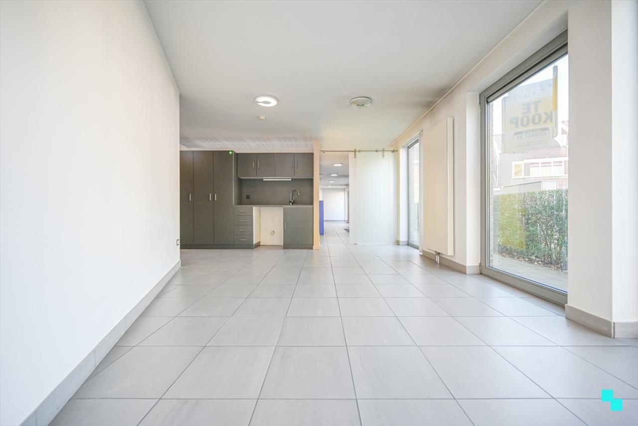 Handelszaak te koop in Tielt 8700 195000.00€ slaapkamers 127.00m² - Zoekertje 438408