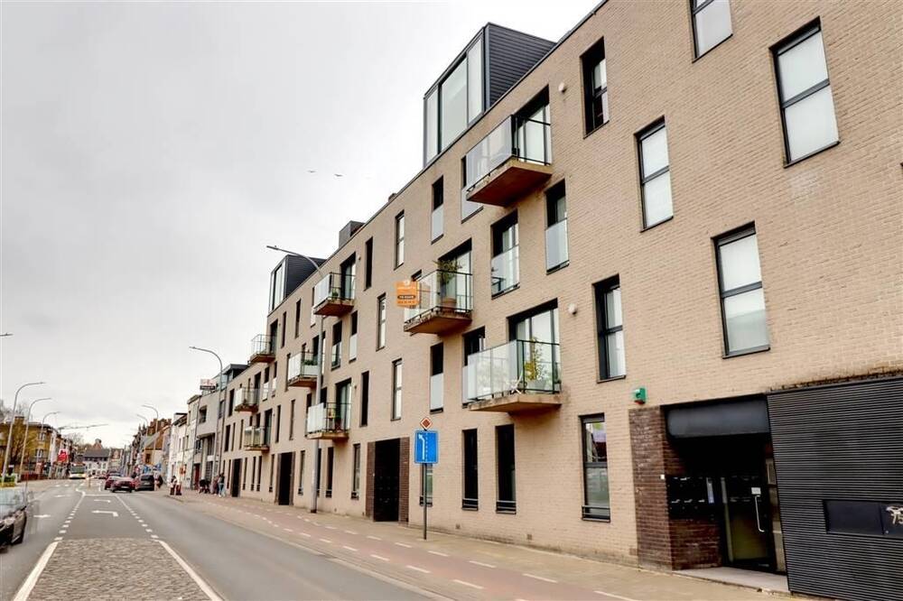 Appartement te huur in Kortrijk 8500 890.00€ 2 slaapkamers 95.00m² - Zoekertje 437820