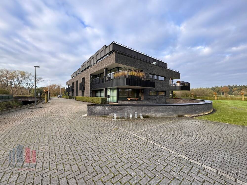 Handelszaak te koop in Zedelgem 8210 0.00€ slaapkamers 210.00m² - Zoekertje 438301