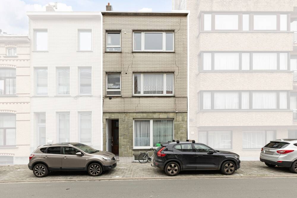Appartementsgebouw te koop in Oostende 8400 394000.00€ 5 slaapkamers 345.00m² - Zoekertje 437923