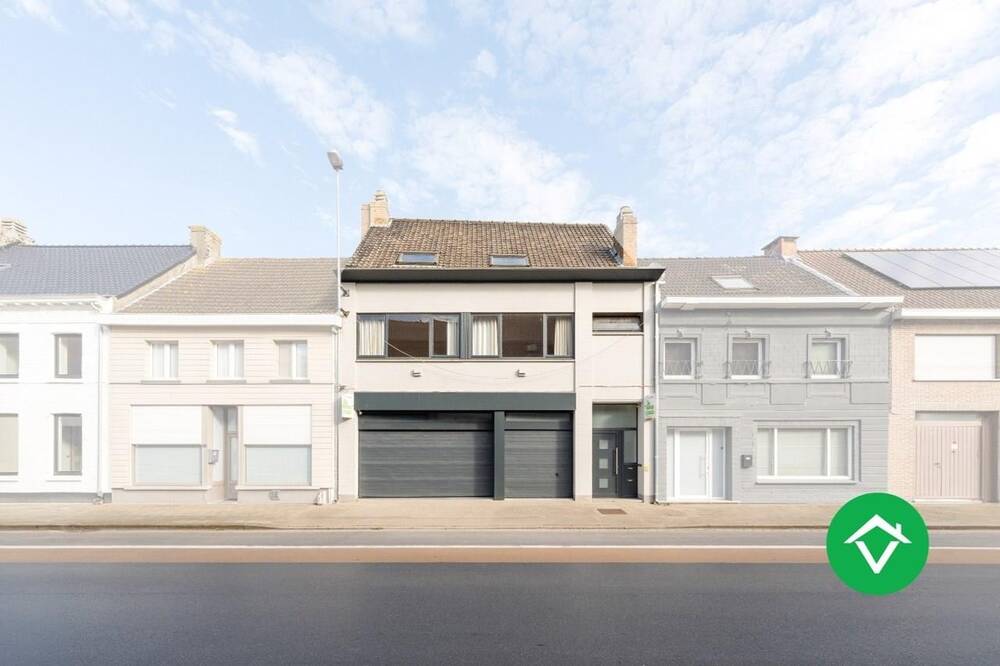 Huis te koop in Eernegem 8480 350000.00€ 6 slaapkamers 319.00m² - Zoekertje 437727