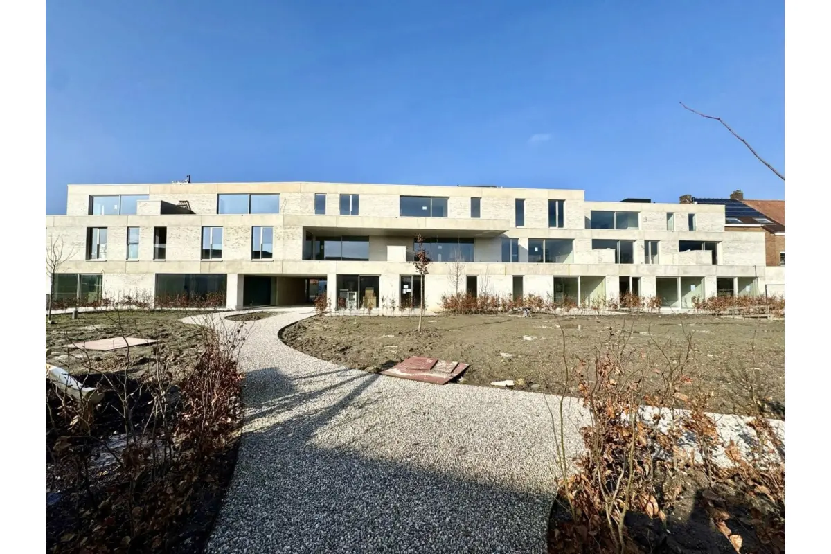 Handelszaak te  koop in Vichte 8570 189250.00€  slaapkamers 76.00m² - Zoekertje 439051