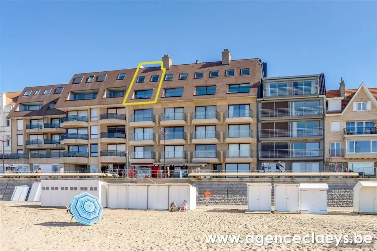 Appartement te  koop in De Haan 8420 1840000.00€ 3 slaapkamers 172.00m² - Zoekertje 438834
