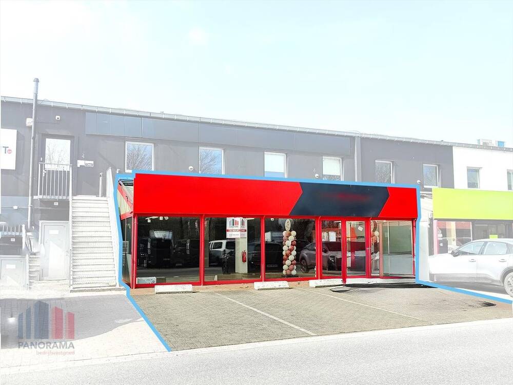 Handelszaak te  huur in Brugge 8000 3700.00€  slaapkamers 555.00m² - Zoekertje 439687