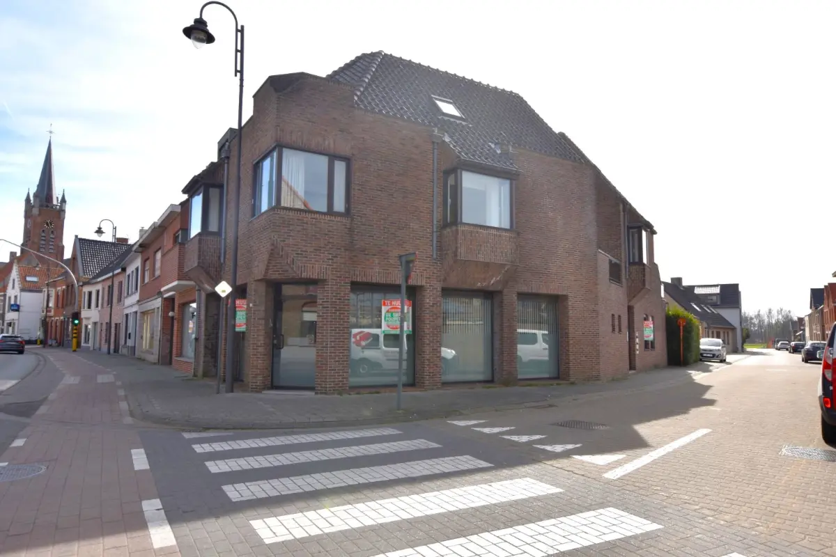 Handelszaak te  huur in Sijsele 8340 650.00€ 0 slaapkamers m² - Zoekertje 440347