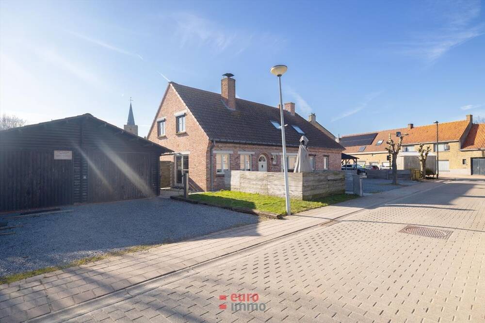 Huis te  koop in Nieuwpoort 8620 1050000.00€  slaapkamers 325.00m² - Zoekertje 440294