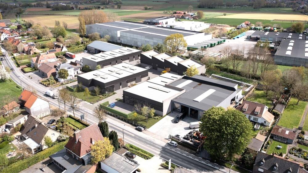 Handelszaak te koop in Zwevegem 8550 210000.00€ slaapkamers 144.00m² - Zoekertje 440758