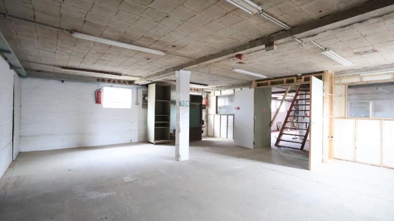 Handelszaak te huur in Roeselare 8800 690.00€ slaapkamers 207.00m² - Zoekertje 442166