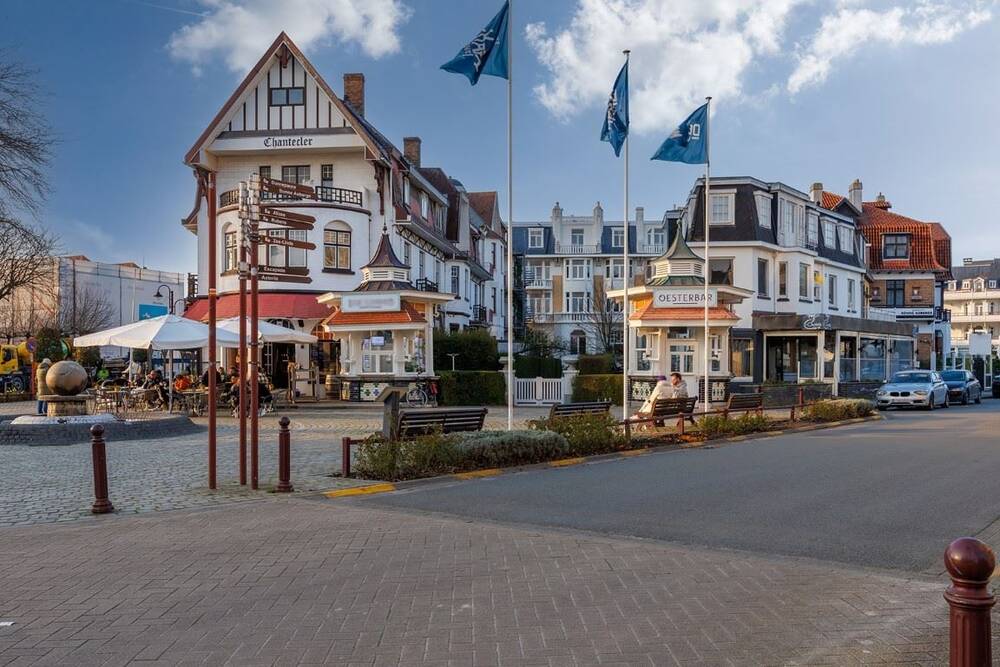 Huis te  koop in De Haan 8420 670000.00€  slaapkamers m² - Zoekertje 441489