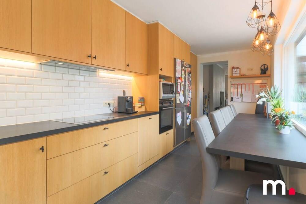 Huis te koop in Izegem 8870 339000.00€ 4 slaapkamers 162.00m² - Zoekertje 441223