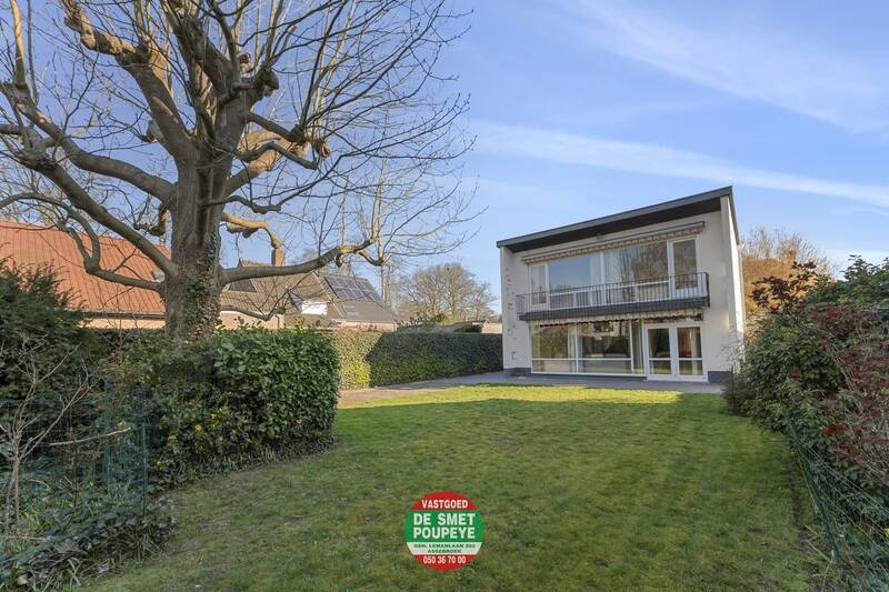 Huis te  koop in Assebroek 8310 495000.00€ 4 slaapkamers 174.00m² - Zoekertje 443382