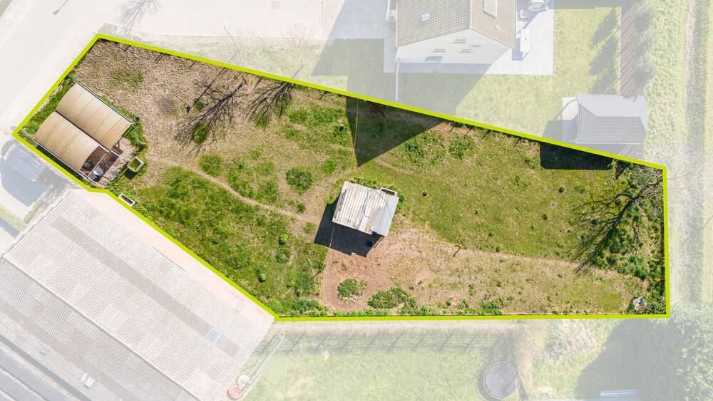 Grond te  koop in Wielsbeke 8710 240000.00€  slaapkamers m² - Zoekertje 442852