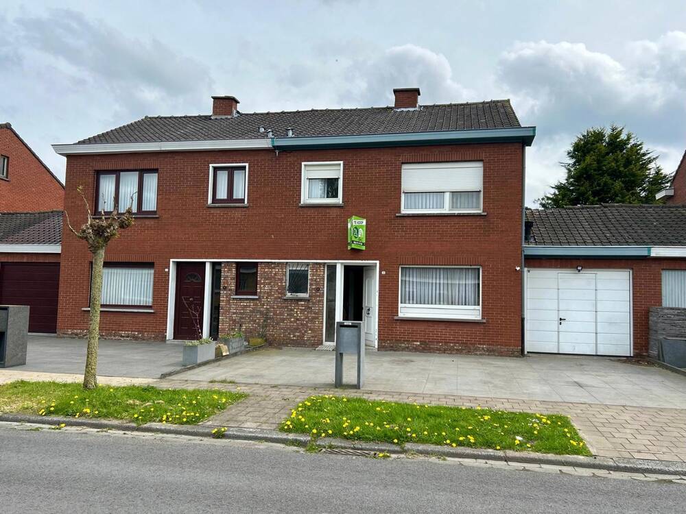 Huis te koop in Rekkem 8930 192000.00€ 3 slaapkamers 100.00m² - Zoekertje 442845
