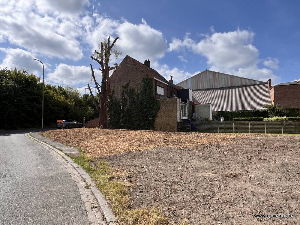 Grond te  koop in Kortrijk 8500 105000.00€  slaapkamers m² - Zoekertje 443571