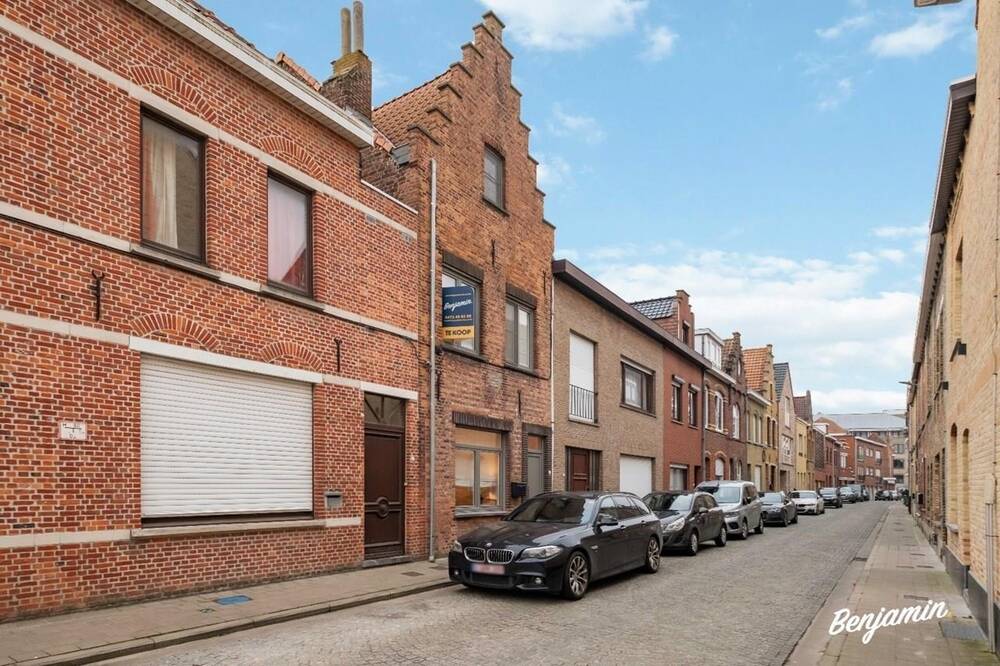 Huis te koop in Ieper 8900 269000.00€ 3 slaapkamers 105.00m² - Zoekertje 444710