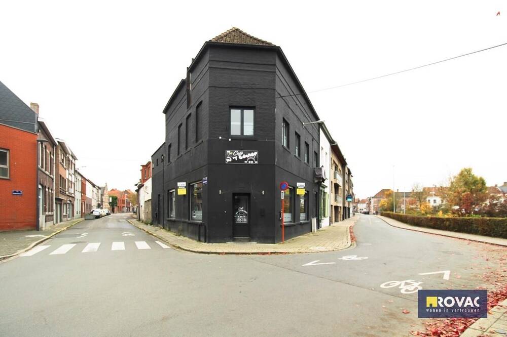 Handelszaak te  huur in Izegem 8870 1100.00€  slaapkamers m² - Zoekertje 445380