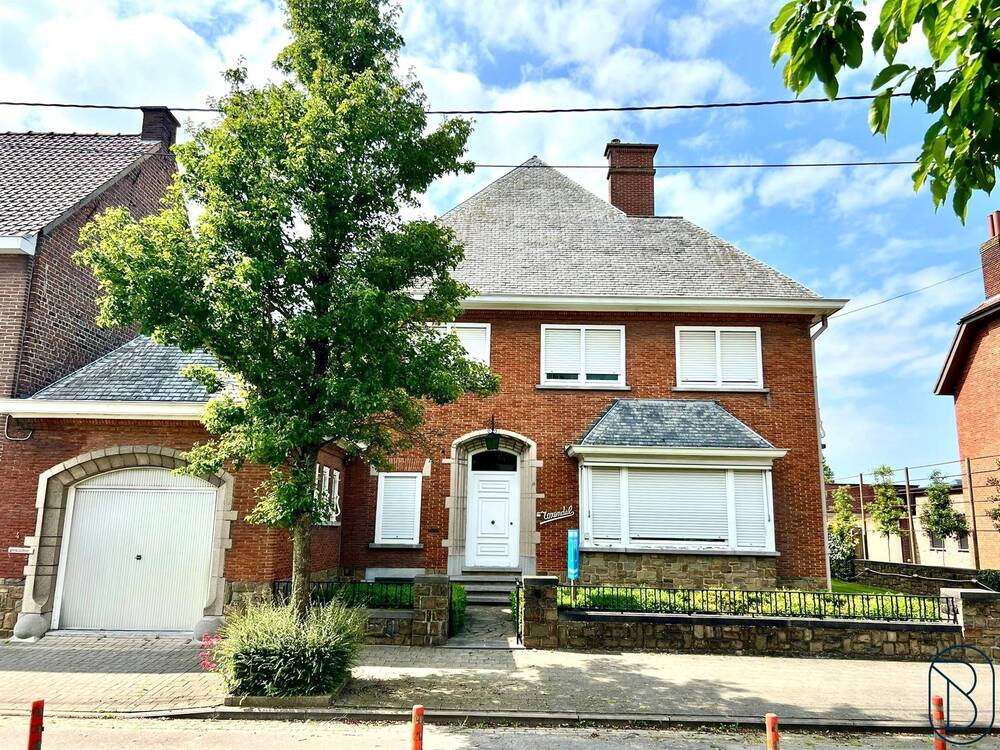 Huis te koop in Meulebeke 8760 465000.00€ 4 slaapkamers 500.00m² - Zoekertje 445072