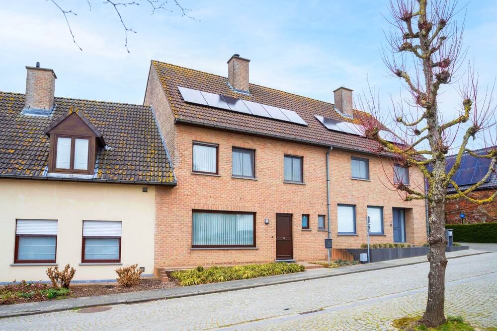 Huis te  koop in Kaster 8572 365000.00€ 3 slaapkamers 194.00m² - Zoekertje 445505