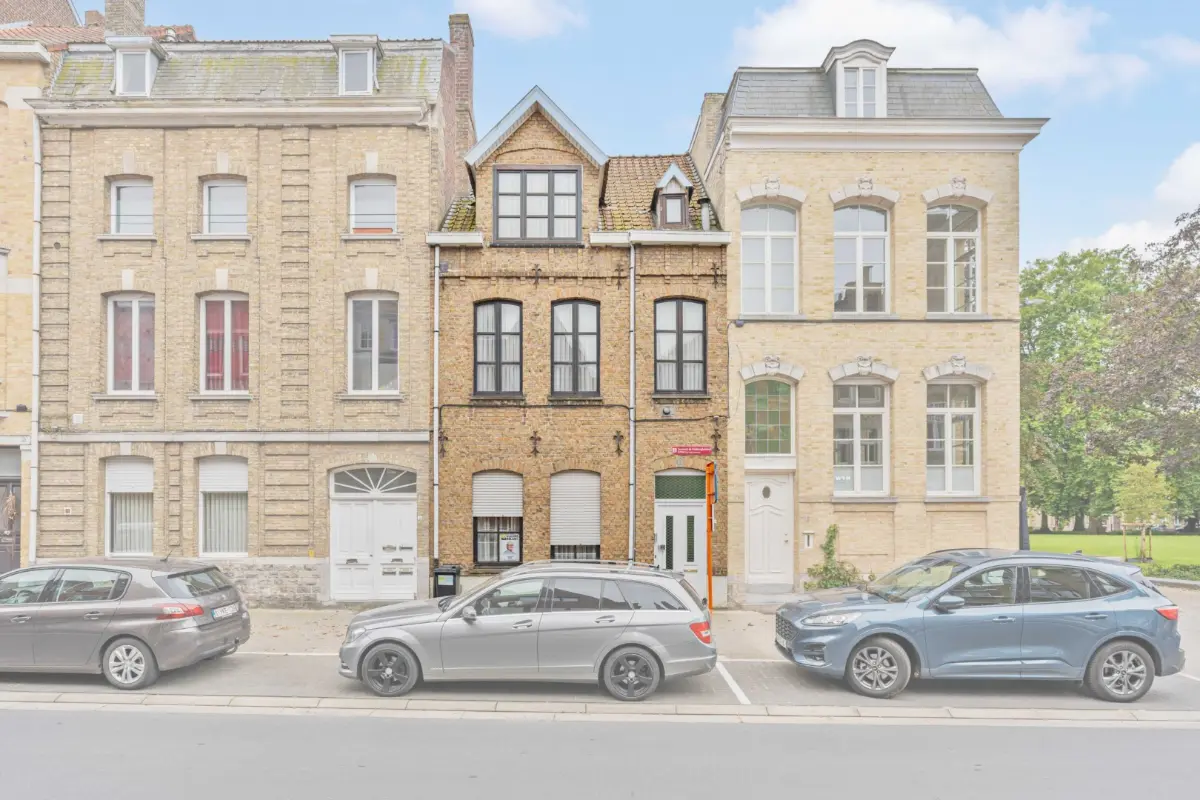 Huis te  koop in Ieper 8900 199000.00€ 4 slaapkamers 138.00m² - Zoekertje 444764