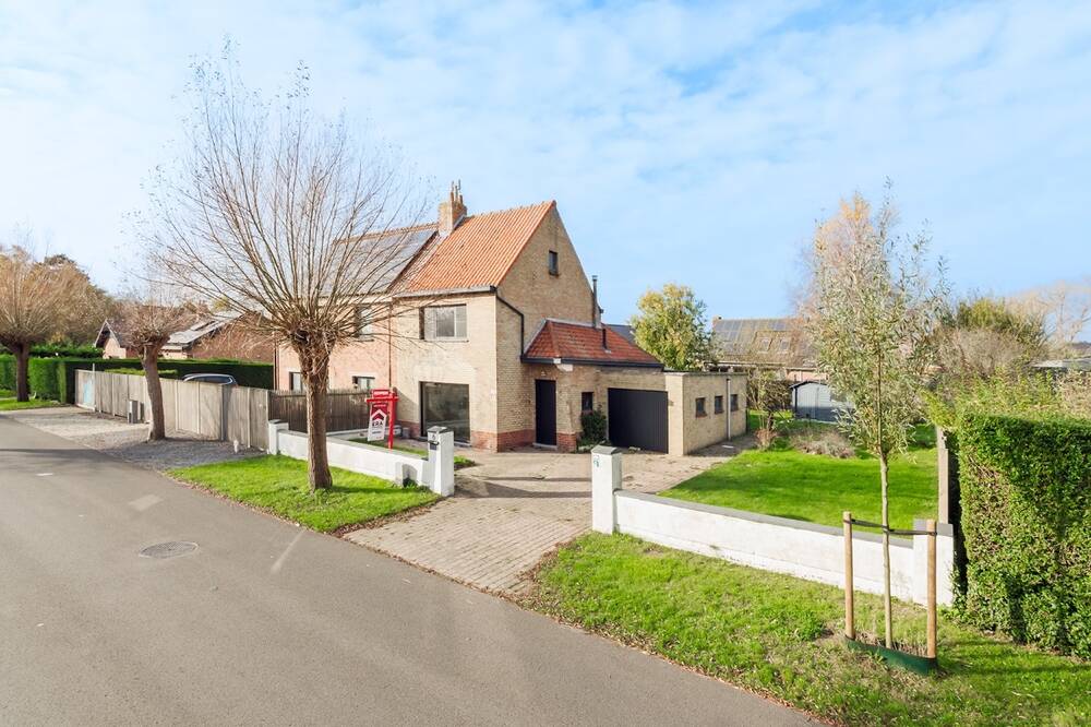 Huis te  koop in Koksijde 8670 325000.00€ 2 slaapkamers 131.00m² - Zoekertje 445487