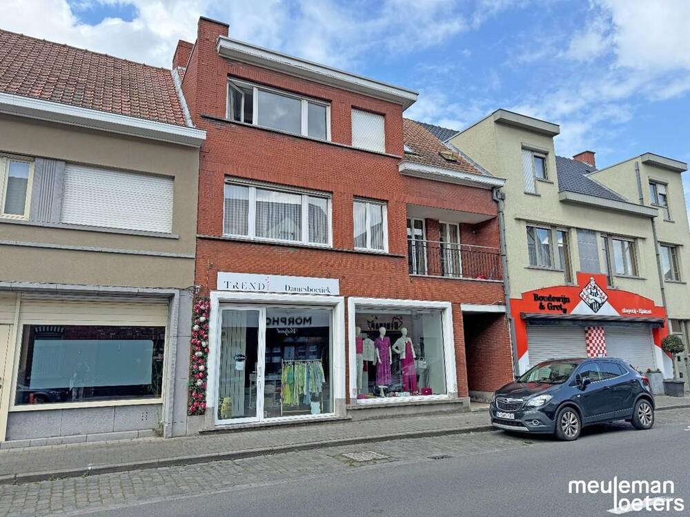 Appartement te koop in Oostkamp 8020 295000.00€ 4 slaapkamers m² - Zoekertje 444670