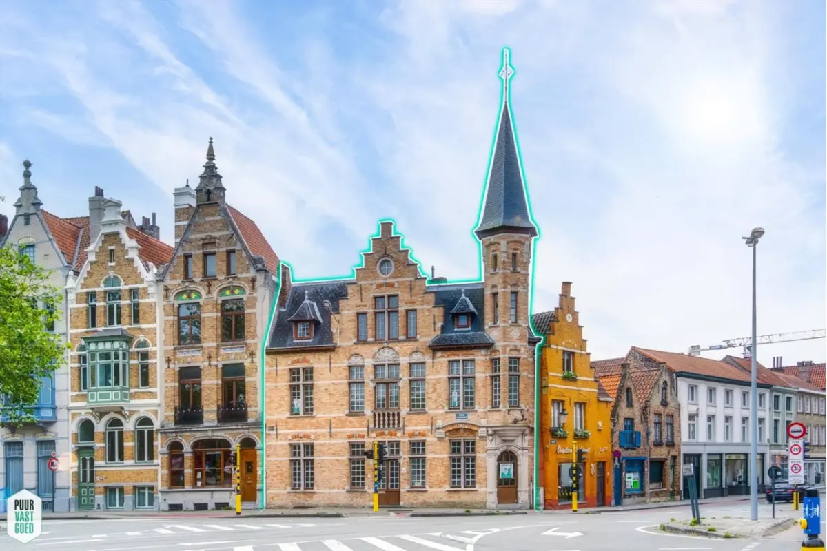 Appartementsgebouw te  koop in Brugge 8000 438888.00€  slaapkamers 194.00m² - Zoekertje 445144