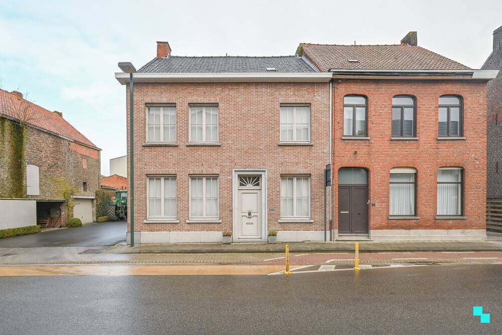 Huis te  huur in Wielsbeke 8710 1650.00€ 4 slaapkamers 213.00m² - Zoekertje 445235