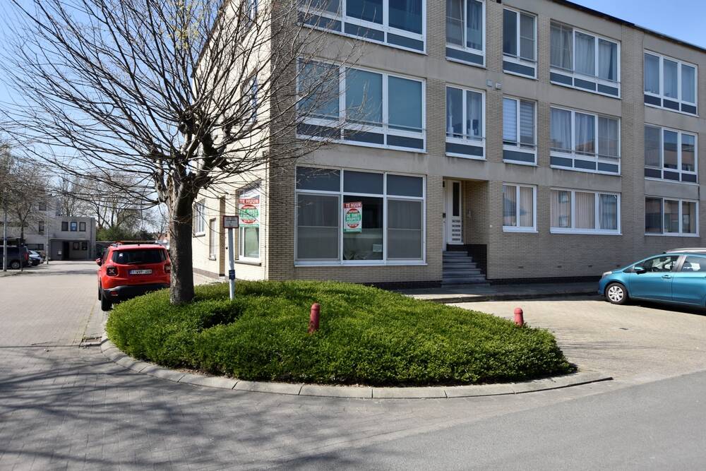 Benedenverdieping te  huur in Sint-Kruis 8310 695.00€ 1 slaapkamers 42.00m² - Zoekertje 446752