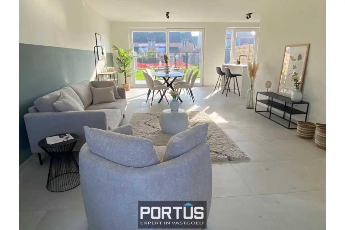 Huis te  koop in Nieuwpoort 8620 370515.00€ 3 slaapkamers 162.00m² - Zoekertje 446791