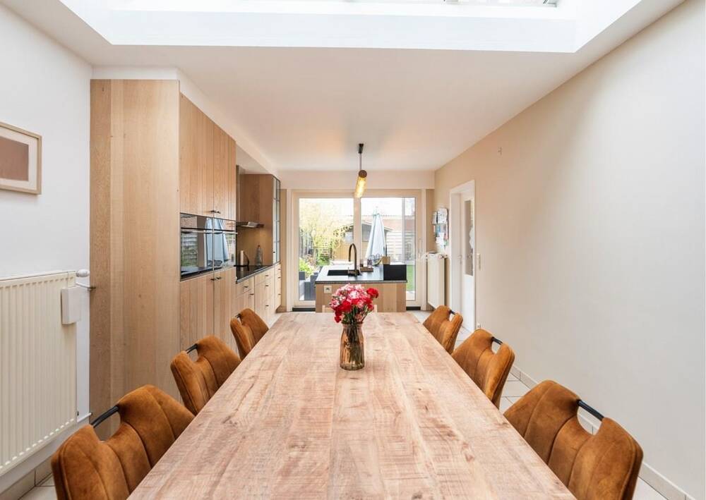 Huis te koop in Brugge 8000 389000.00€ 3 slaapkamers 145.00m² - Zoekertje 447985