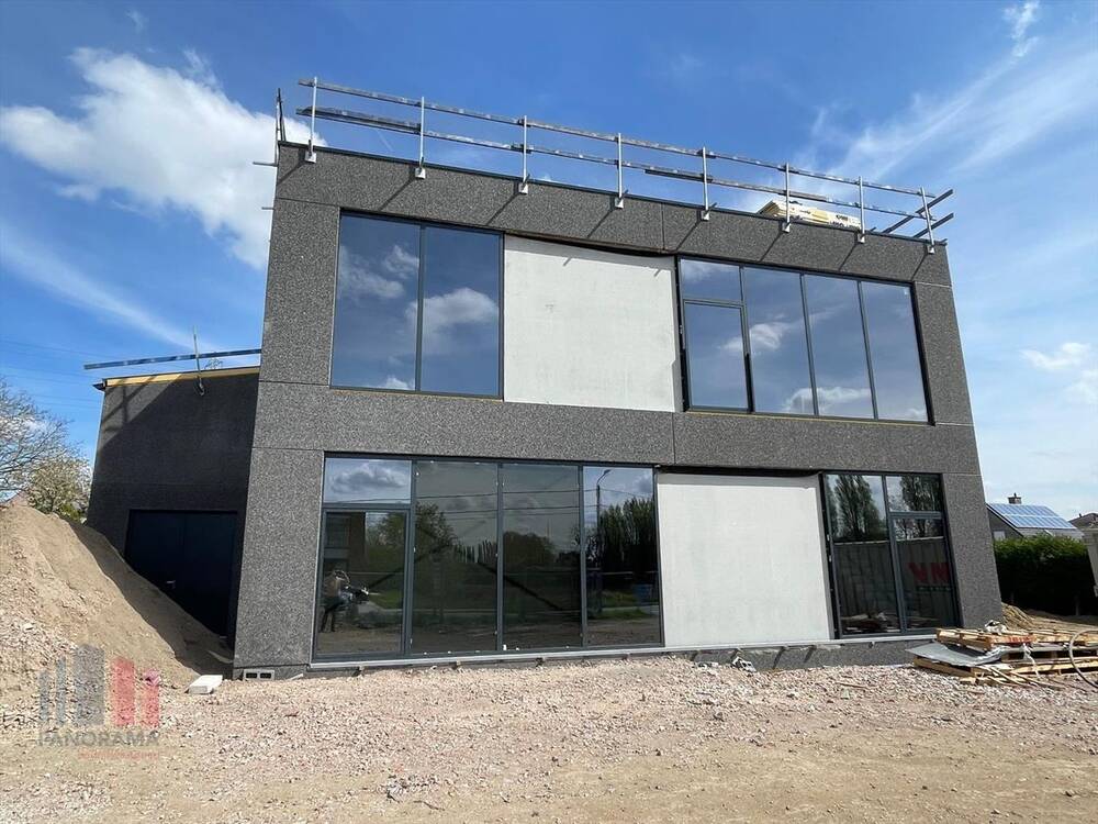 Handelszaak te huur in Roeselare 8800 4998.00€ slaapkamers 873.00m² - Zoekertje 447486