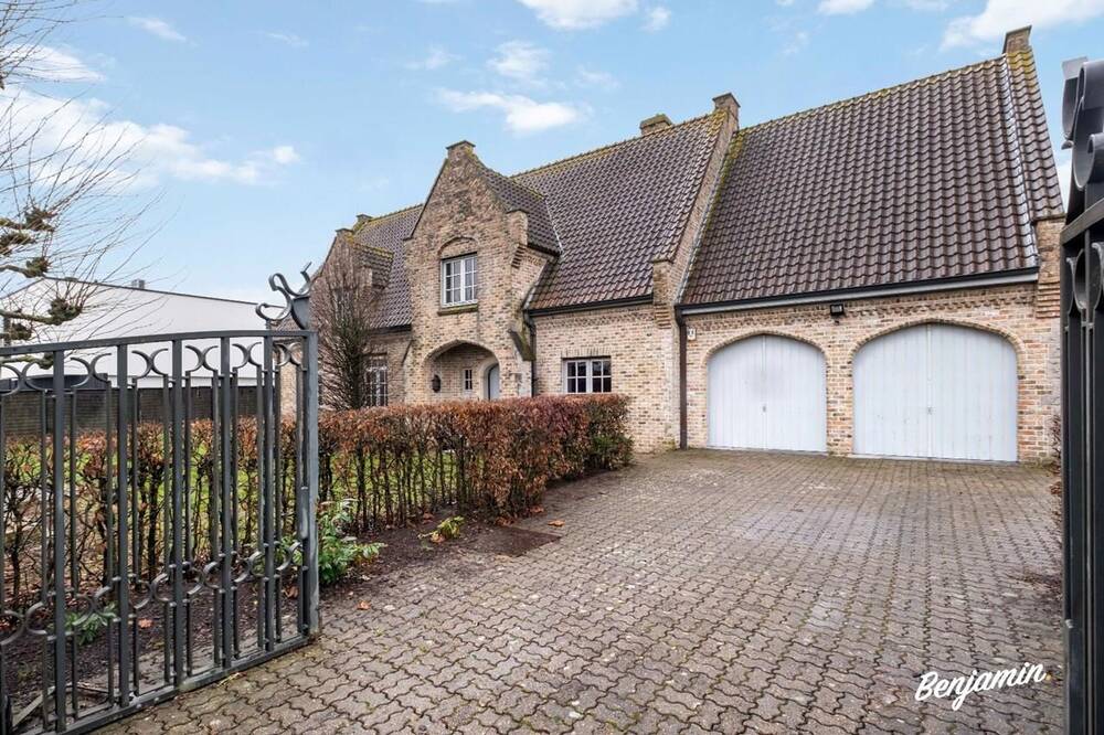Huis te  koop in Diksmuide 8600 675000.00€ 5 slaapkamers 444.00m² - Zoekertje 447946