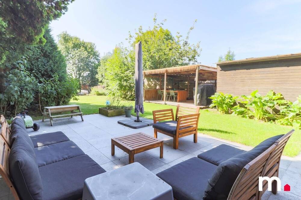 Huis te koop in Kuurne 8520 295000.00€ 5 slaapkamers 224.00m² - Zoekertje 447841