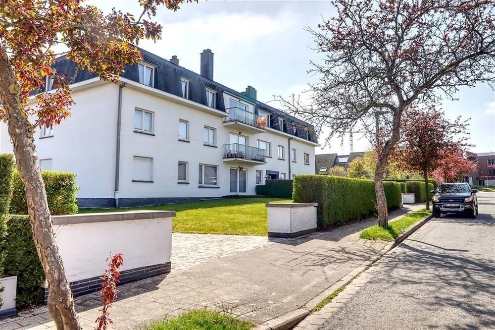 Appartement te koop in Kortrijk 8500 345000.00€ 3 slaapkamers 178.00m² - Zoekertje 449754