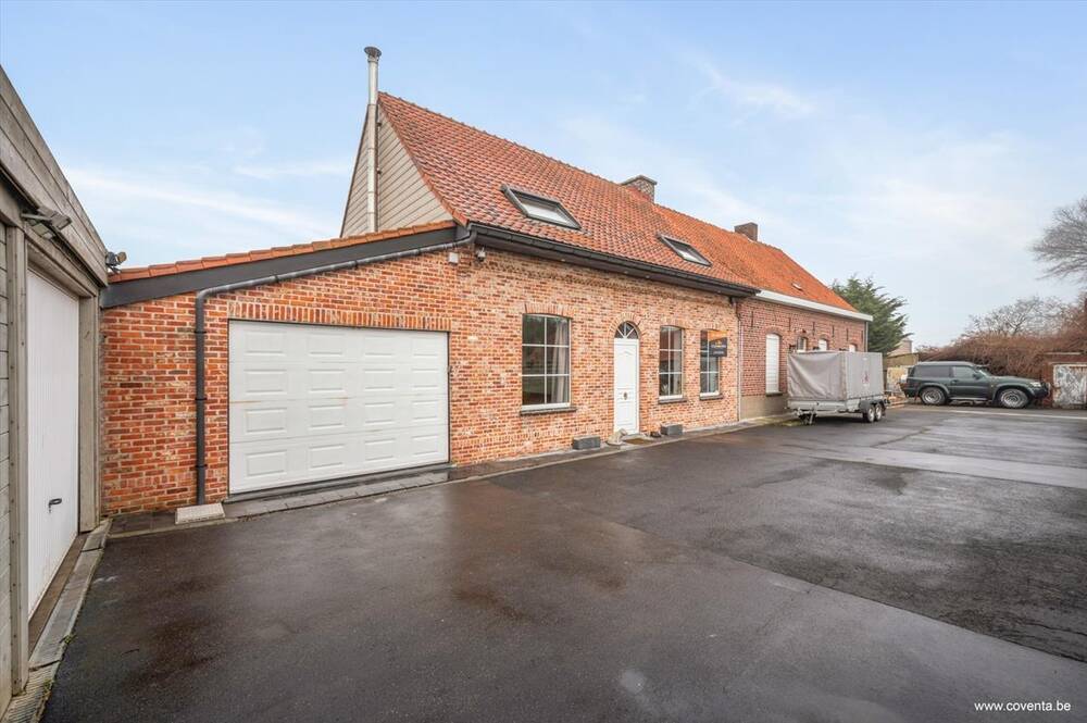 Huis te koop in Rumbeke 8800 349000.00€ 4 slaapkamers 239.00m² - Zoekertje 450360