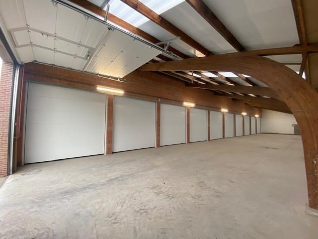 Handelszaak te in Zwevezele 8750 180.00€ slaapkamers m² - Zoekertje 448520