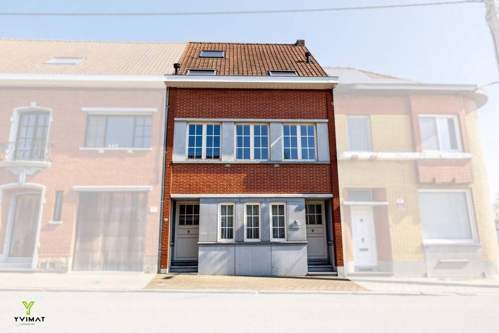 Huis te  koop in Zwevegem 8550 0.00€ 3 slaapkamers 217.00m² - Zoekertje 449478