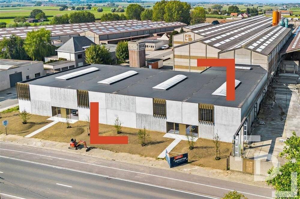 Handelszaak te  huur in Ieper 8900 995.00€  slaapkamers 344.00m² - Zoekertje 449879