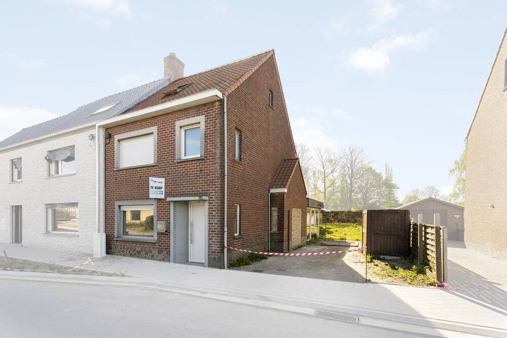 Huis te  koop in Koekelare 8680 150000.00€ 2 slaapkamers 169.00m² - Zoekertje 448811