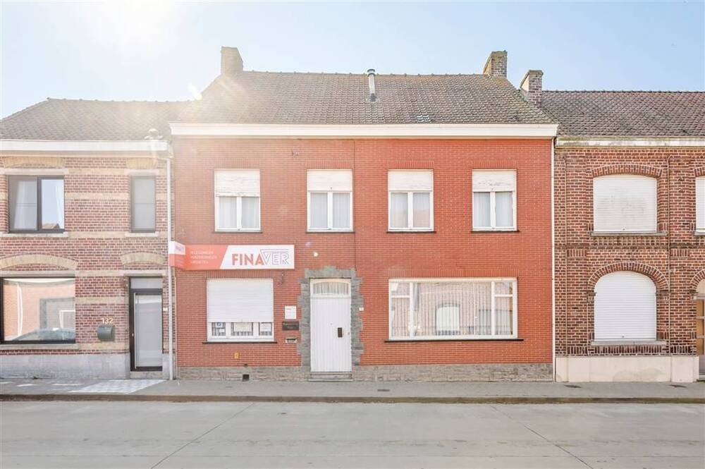 Huis te koop in Wijtschate 8953 180000.00€ 4 slaapkamers 167.50m² - Zoekertje 448662