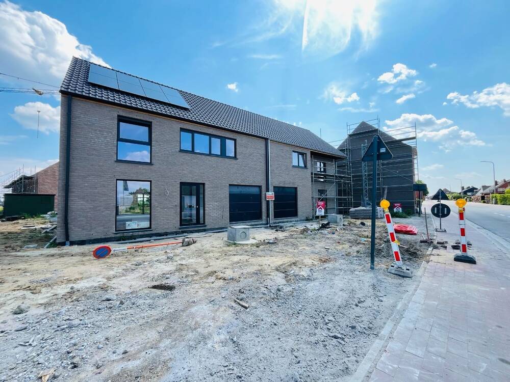 Huis te koop in Wevelgem 8560 366900.00€ 3 slaapkamers 180.00m² - Zoekertje 449196