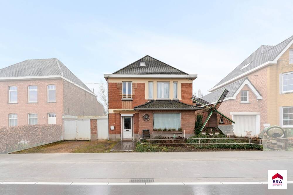 Huis te  koop in Dentergem 8720 295000.00€ 3 slaapkamers 223.00m² - Zoekertje 449475