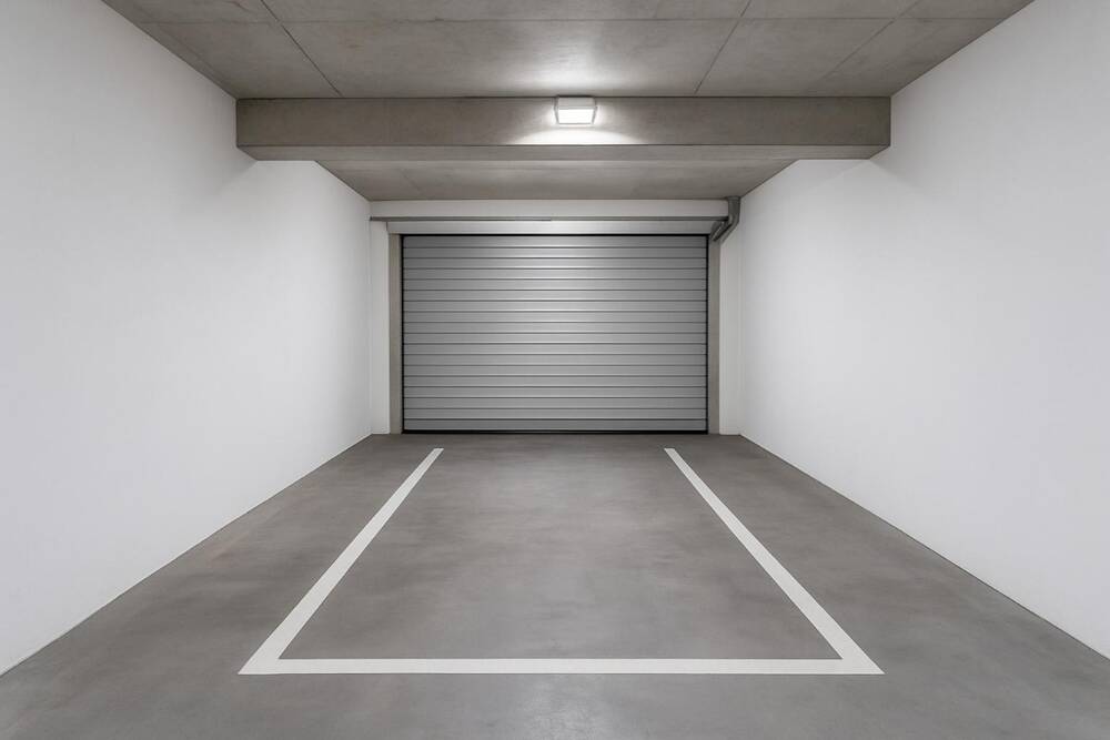 Parking & garage te  koop in Veurne 8630 35000.00€  slaapkamers m² - Zoekertje 449572
