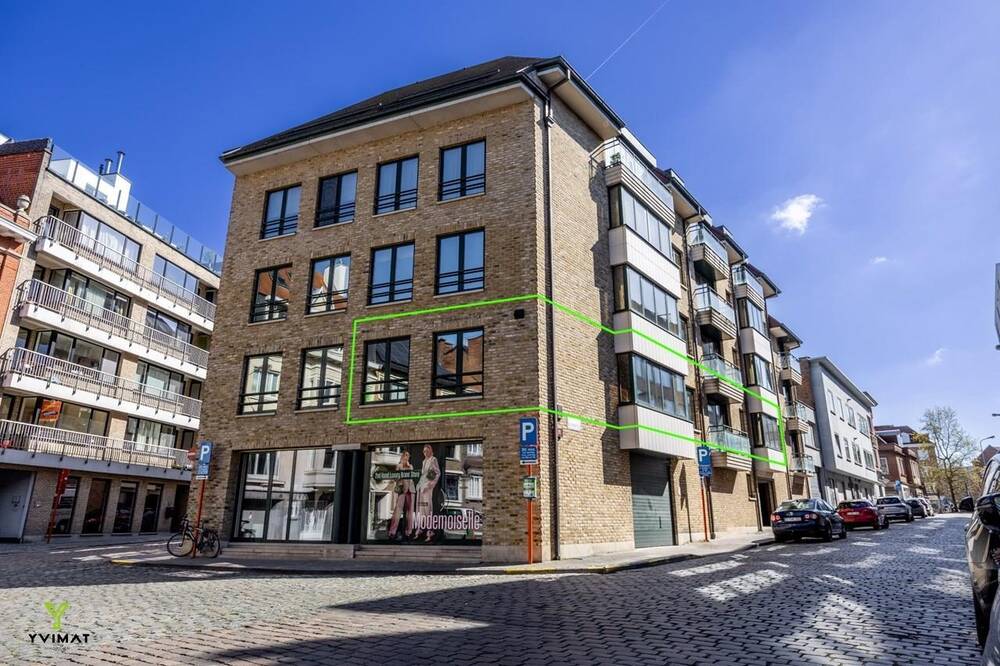 Appartement te koop in Kortrijk 8500 0.00€ 3 slaapkamers 136.00m² - Zoekertje 449592